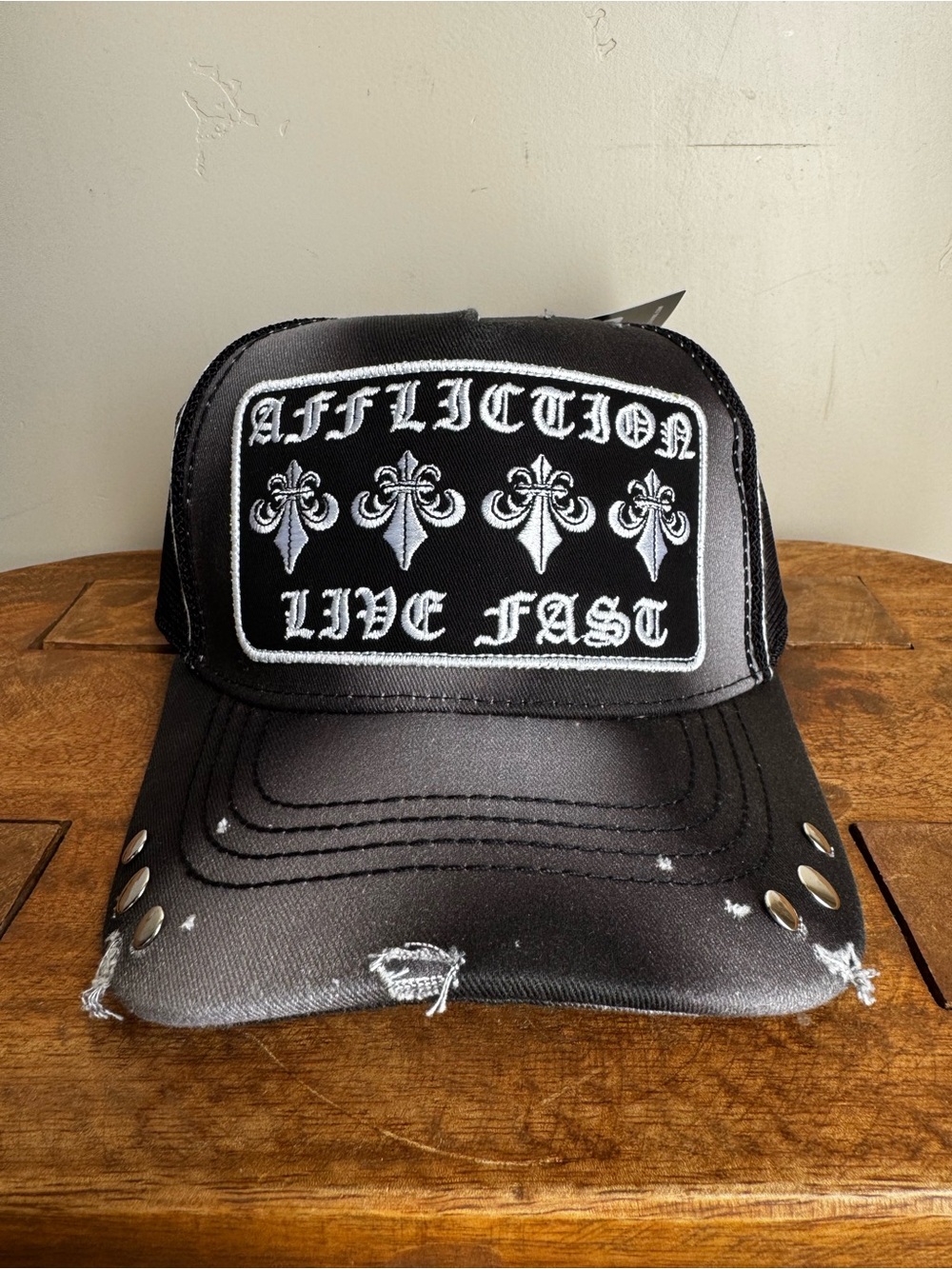 Affliction Adjustable Black/Grey Distressed Live Fast Patch Trucker Hat